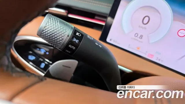 Genesis GV70 2.5T Бензин AWD — Фото автомобиля 25