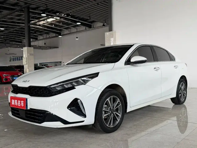 Фотография автомобиля — Kia K3