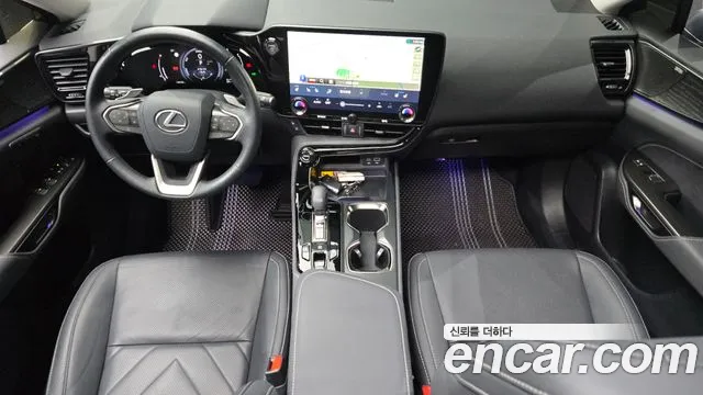 Lexus NX — Фото автомобиля 5