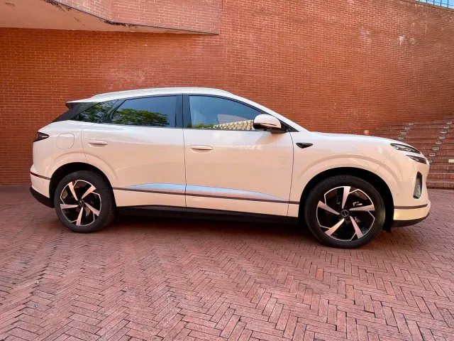 BYD Sealion 06 — Фото автомобиля 4