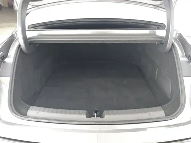 Geely Galaxy Xingyao 8 — Фото автомобиля 4