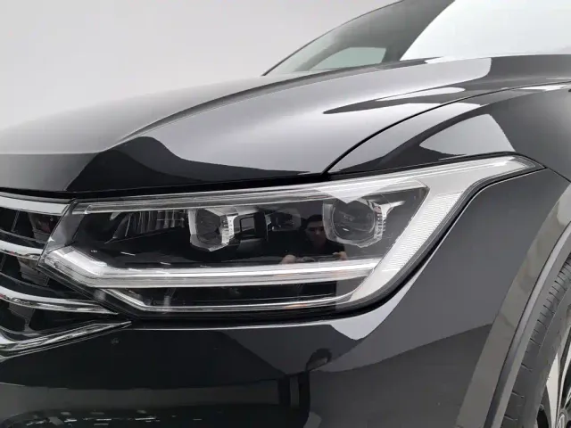 Volkswagen Tiguan L — Фото автомобиля 7