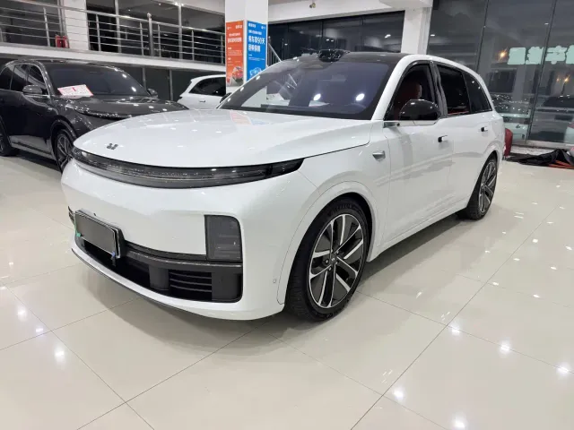 Фотография автомобиля — Li Auto L7