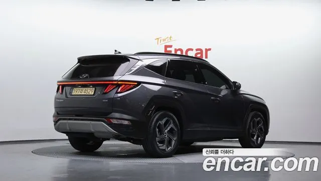 Hyundai Tucson Tucson (NX4) Дизель 2.0 4WD — Фото автомобиля 2