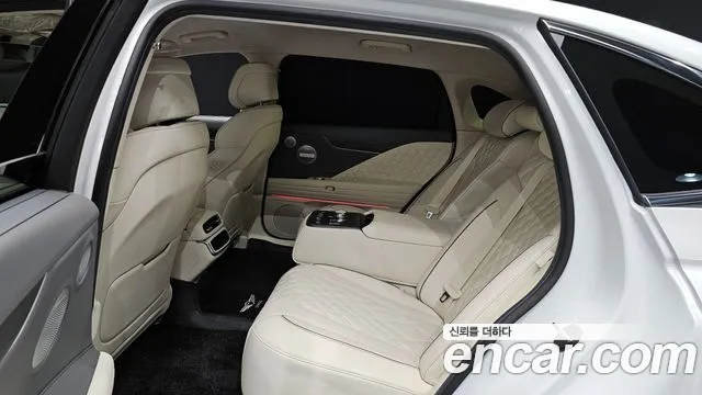 Genesis G80 Electrified G80 (RG3) — Фото автомобиля 12