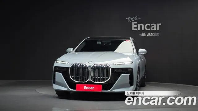 BMW 7 Series G70 — Фото автомобиля 3