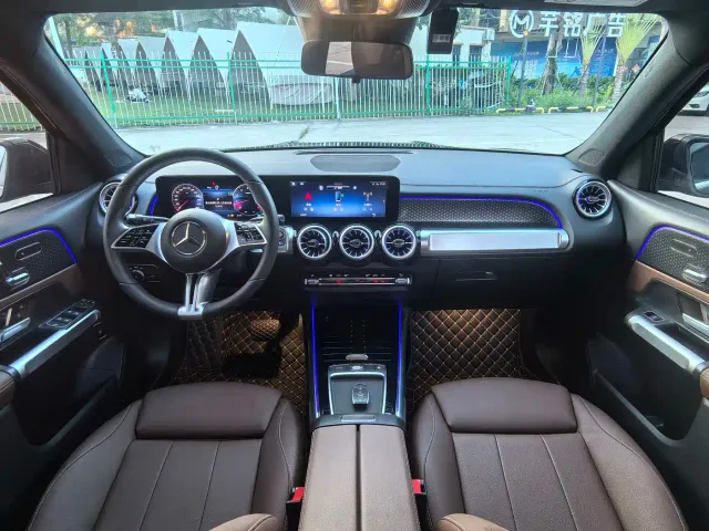Mercedes-Benz GLB-Class — Фото автомобиля 10