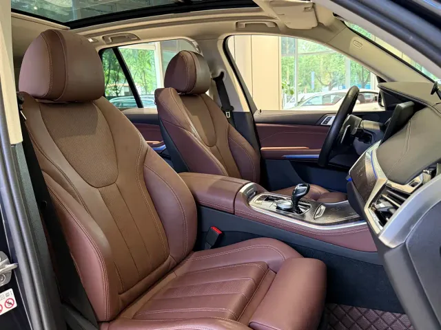 BMW X5 — Фото автомобиля 11