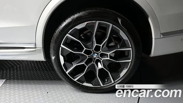 BMW X7 — Фото автомобиля 18