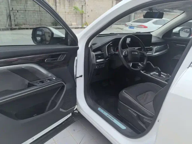Haval H6 — Фото автомобиля 15