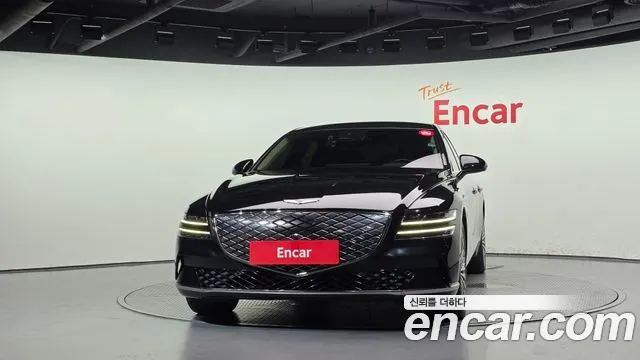 Genesis G80 RG3 — Фото автомобиля 3