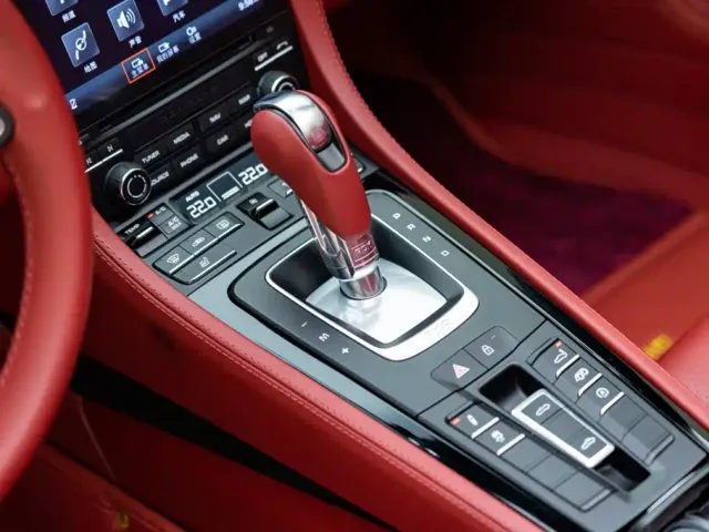 Porsche 718 — Фото автомобиля 15