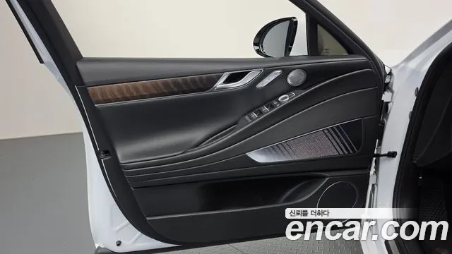 Genesis G80 RG3 — Фото автомобиля 13
