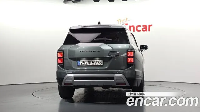 KGM Torres — Фото автомобиля 4