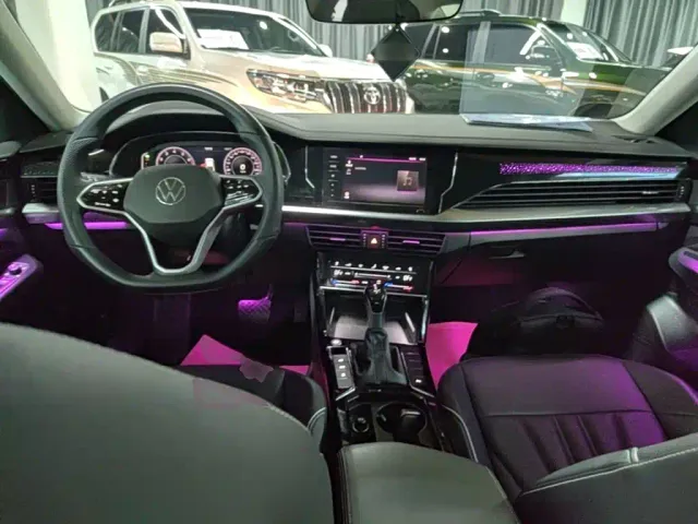Volkswagen Passat — Фото автомобиля 9