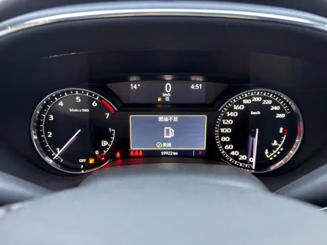 Cadillac CT5 — Фото автомобиля 16