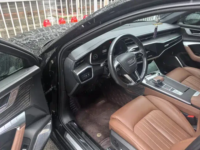 Audi A6L — Фото автомобиля 5