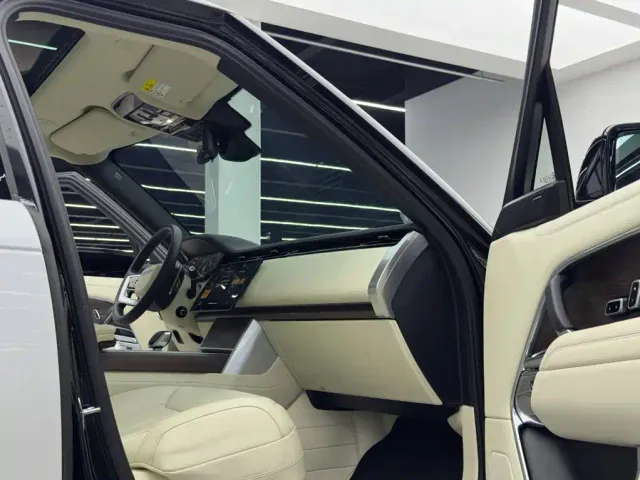 Land Rover Range Rover — Фото автомобиля 10