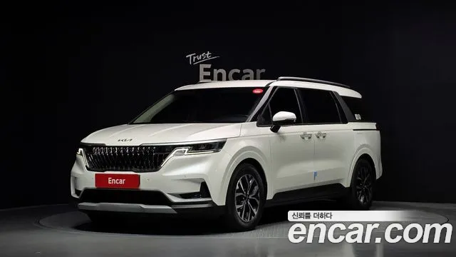 Фотография автомобиля — Kia Carnival Generation 4