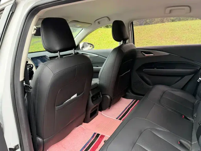 Wuling Starlight — Фото автомобиля 11