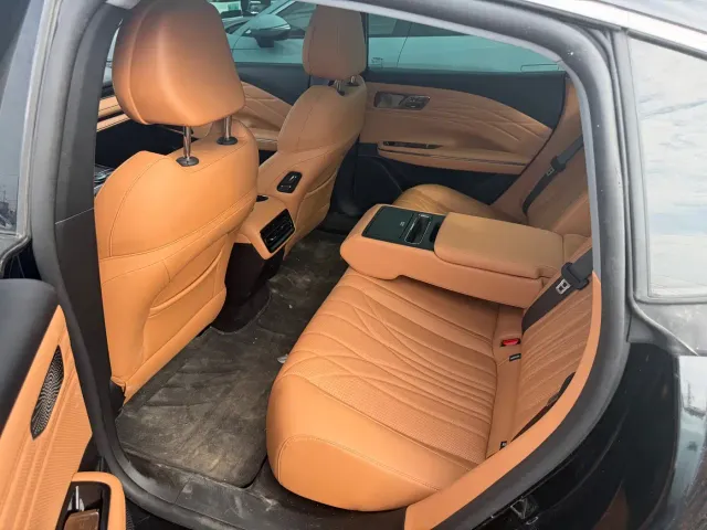Geely Galaxy Xingyao 8 — Фото автомобиля 7