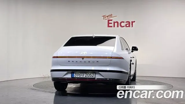 Hyundai Grandeur — Фото автомобиля 4
