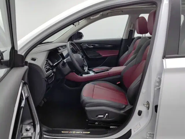 Dongfeng Fengshen AX7 — Фото автомобиля 10