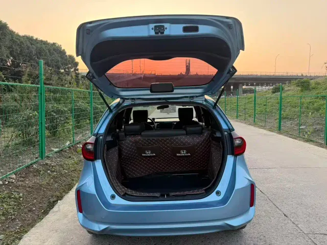 Honda Fit — Фото автомобиля 11