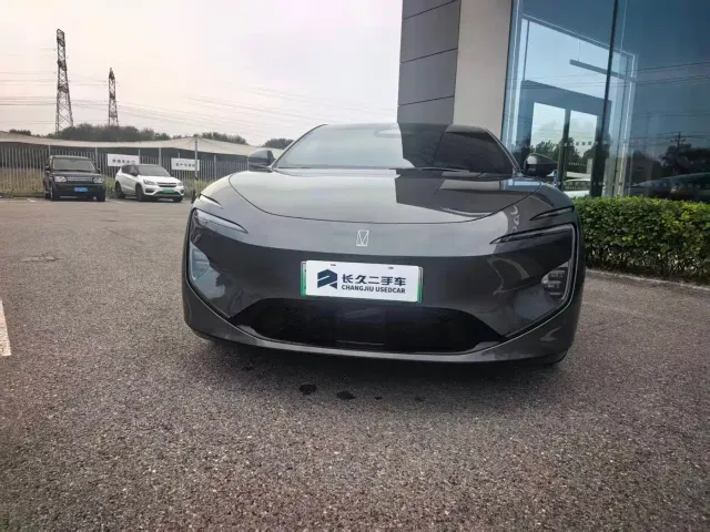 Avatr Avatr 12 2025 Max Extended Range Edition — Фото автомобиля 2