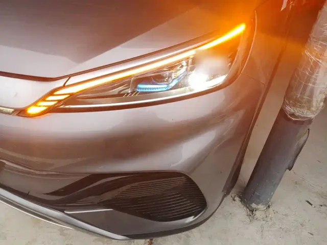 BYD Yuan PLUS — Фото автомобиля 23