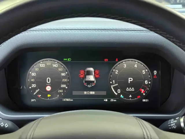 Land Rover Defender — Фото автомобиля 6