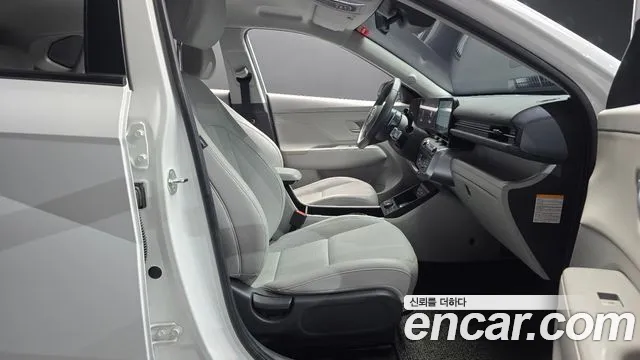 Hyundai Kona — Фото автомобиля 16