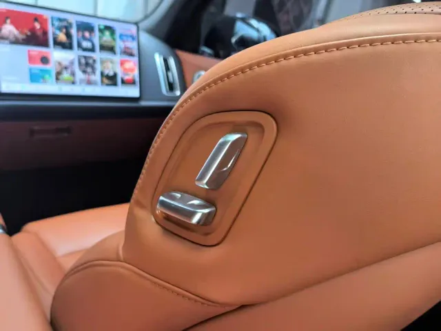 Li Auto L7 — Фото автомобиля 23
