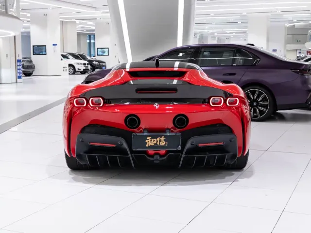 Ferrari SF90 — Фото автомобиля 6
