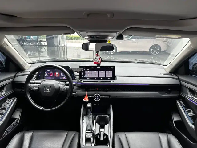 Honda Accord — Фото автомобиля 11