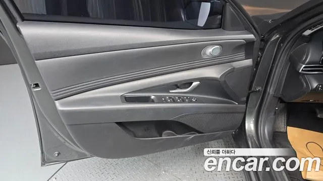 Hyundai AVANTE Avante (CN7) — Фото автомобиля 24
