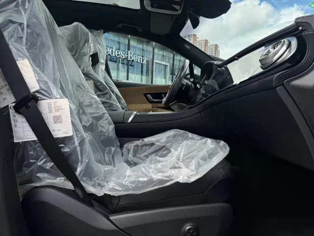 Mercedes-Benz EQS SUV — Фото автомобиля 16