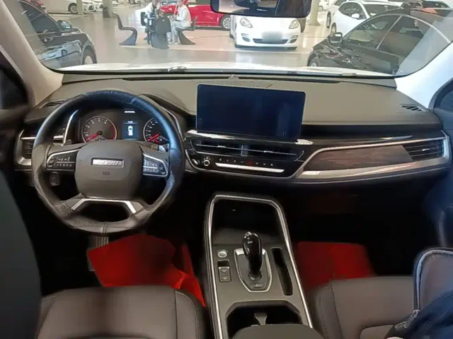 Haval H6 — Фото автомобиля 9