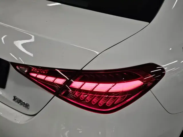 Mercedes-Benz C-Class — Фото автомобиля 23