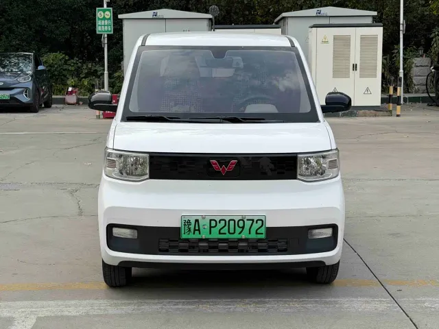 Wuling Hongguang Mini EV — Фото автомобиля 2