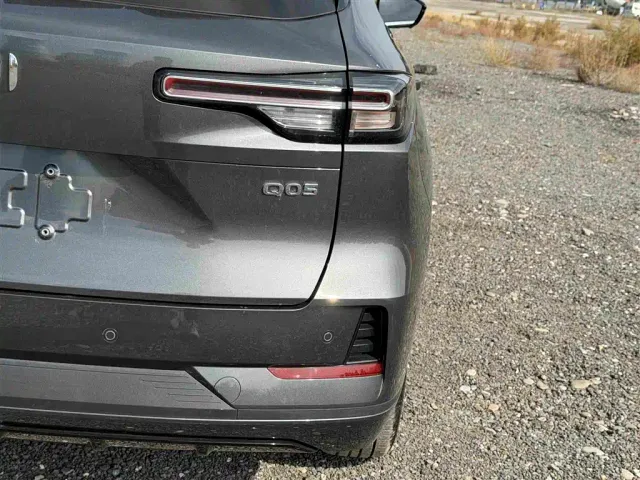 Changan Qiyuan Q05 — Фото автомобиля 16