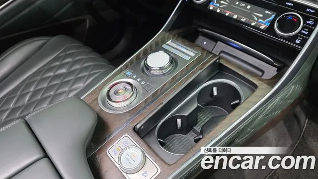 Genesis GV80 — Фото автомобиля 12