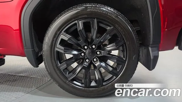 GMC Sierra — Фото автомобиля 6