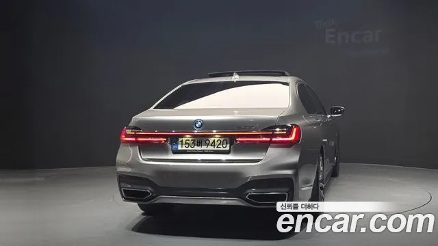 BMW 7 Series G11 — Фото автомобиля 4