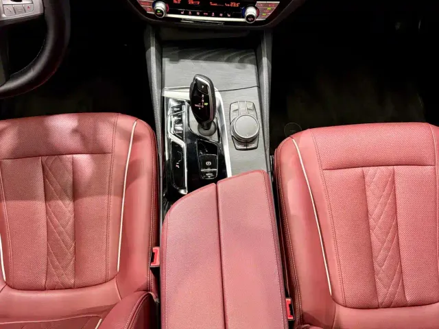 BMW 5 Series — Фото автомобиля 20