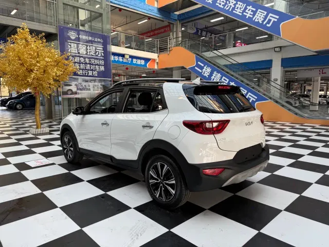 Kia KX1 — Фото автомобиля 7