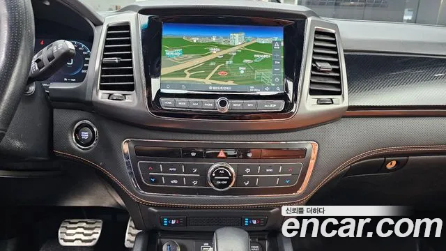 KG_Mobility_Ssangyong Rexton Новый Rexton Sport Khan Дизель 2.2 2WD — Фото автомобиля 14