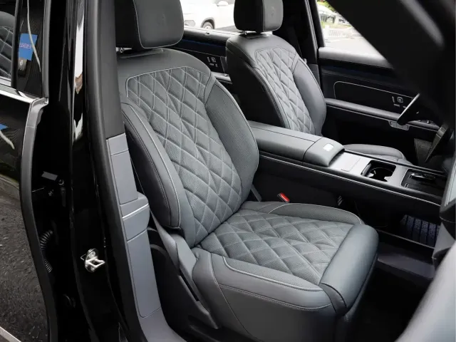 NIO NIO ES8 2025 Model 6-Seat Executive Luxury Edition — Фото автомобиля 20