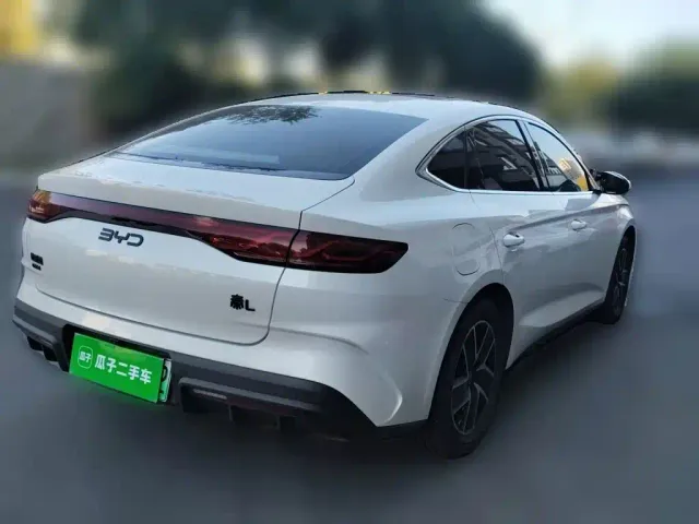 BYD Qin L — Фото автомобиля 4