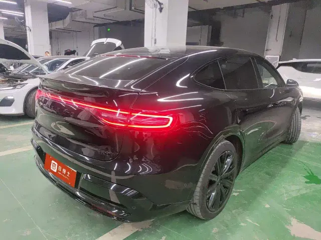 Zhijie Luxeed R7 2026 All-electric UItra — Фото автомобиля 4